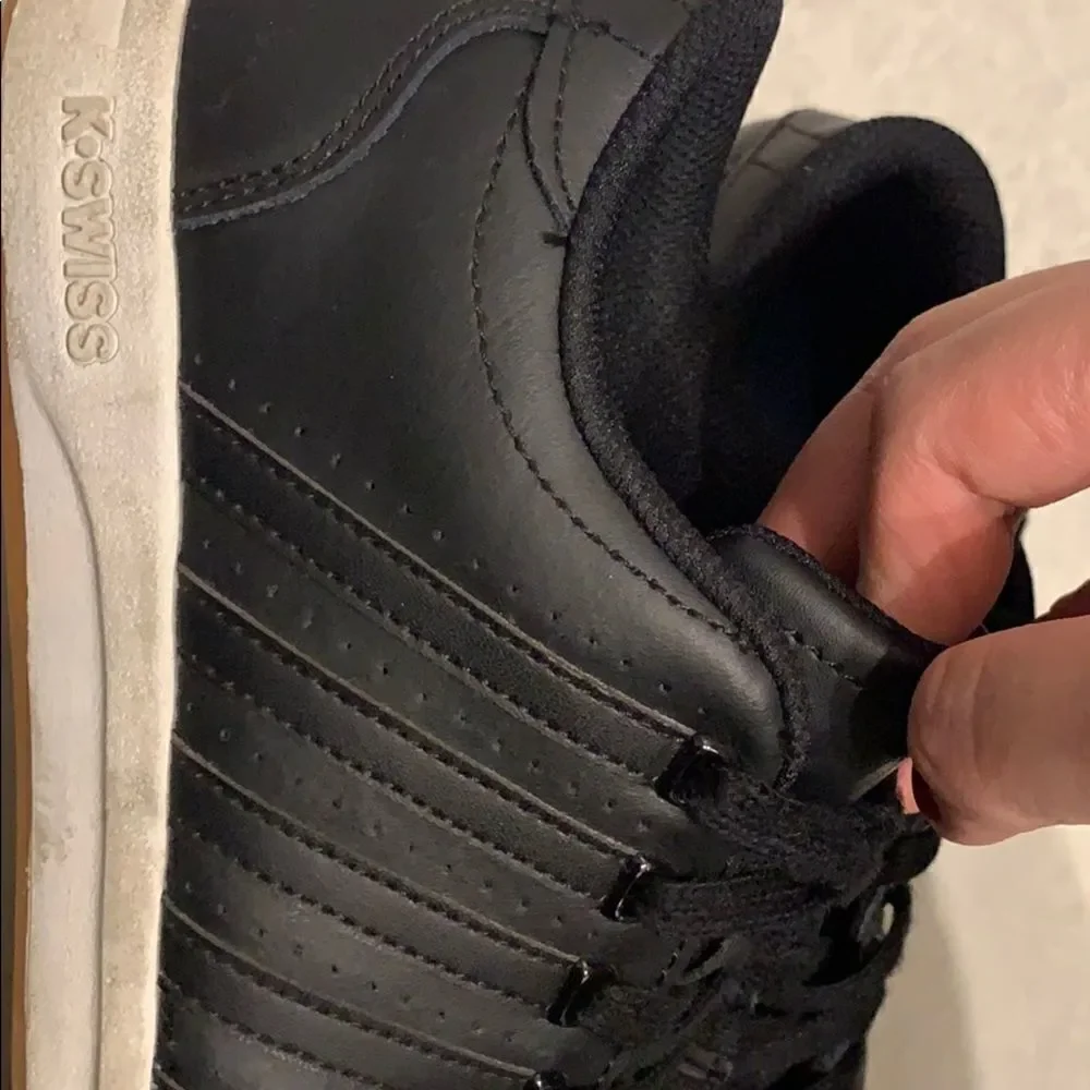 🎉1 hr sale 🎉K-Swiss boy shoes 👟